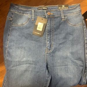 Fashion nova jeans.size 15. Never worn